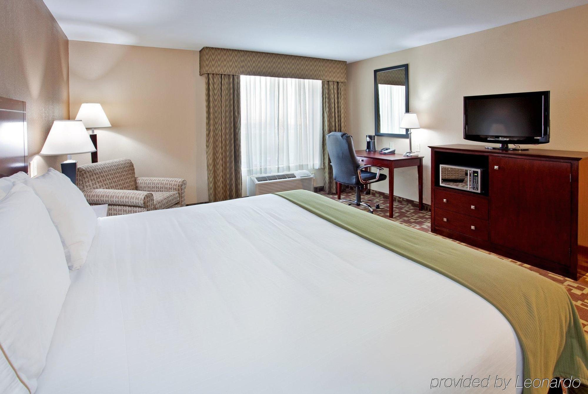 Holiday Inn Express Hotel & Suites St. Charles By Ihg Saint Charles Phòng bức ảnh